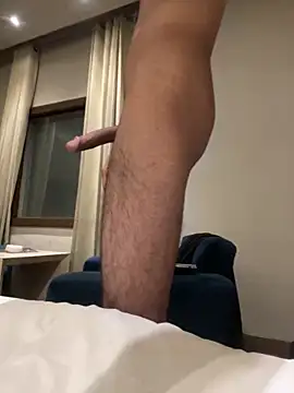 your-hugehard-ashi online show from March 11, 2026, 8:47 pm