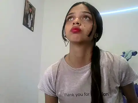 lucy babyy online show from October 17, 2025, 1:57 pm