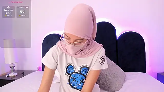 Snapshot of Ridwana_ chatting on February 23, 2026, 12:39 pm Ridwana online show from February 23, 2026, 12:39 pm