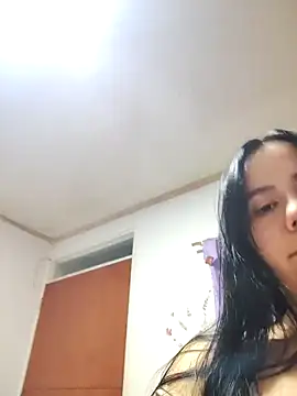 valen-sexx online show from April 23, 2026, 3:35 am