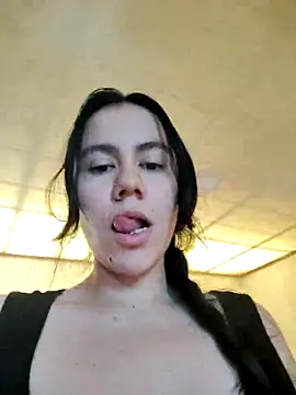 valen-sexx online show from May 9, 2026, 8:34 pm