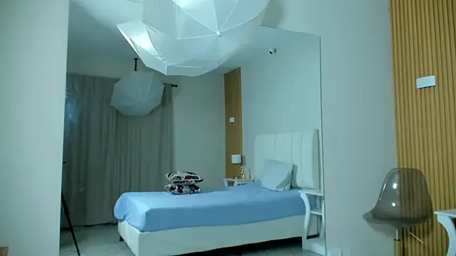 big-tyler online show from December 17, 2025, 7:52 pm