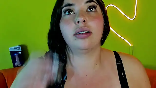 Bagiolett online show from October 17, 2025, 7:04 pm