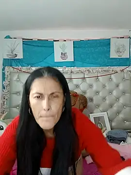 ZARAY 1118 online show from October 15, 2025, 9:23 pm