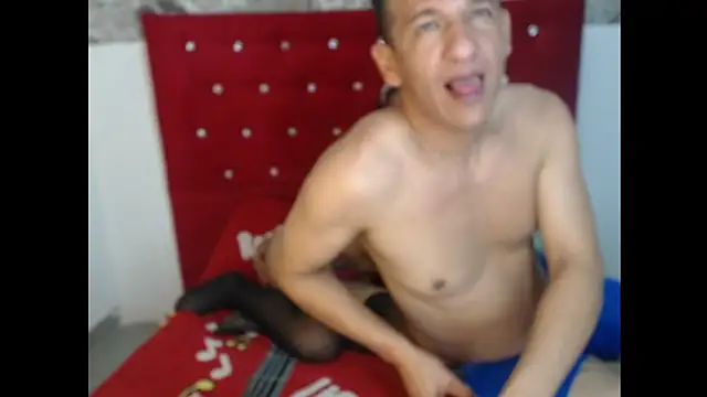 fuck latin couple online show from June 13, 2026, 4:49 pm