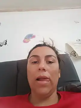 vanessa-titisM online show from June 26, 2026, 4:02 pm