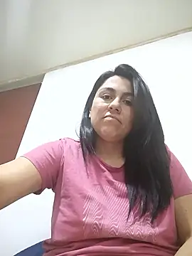 vanessa-titisM online show from October 26, 2025, 4:57 am