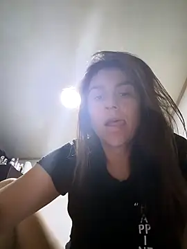 vanessa-titisM online show from March 18, 2026, 9:34 am