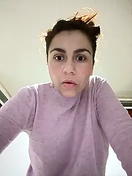 vanessa-titisM online show from October 12, 2025, 3:08 am