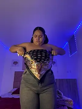 Anabelle 00  online show from July 10, 2026, 4:23 am