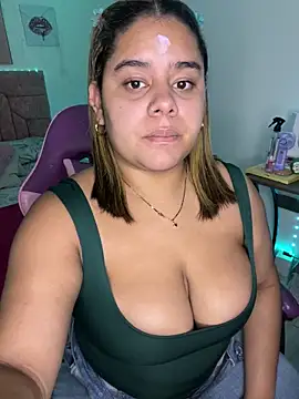 Anabelle 00  online show from April 24, 2026, 3:30 am
