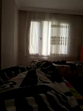 LAZ3R1 online show from October 4, 2025, 3:08 am