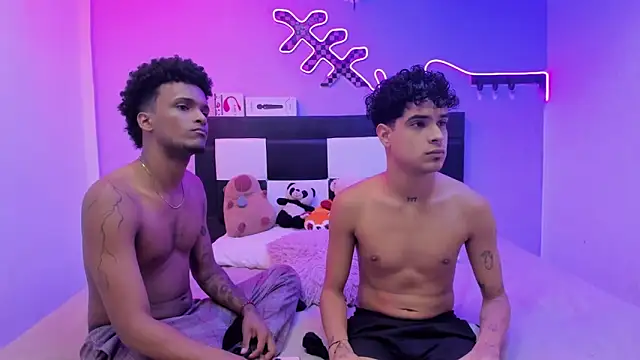 Lucky boys  X online show from June 3, 2026, 1:23 pm