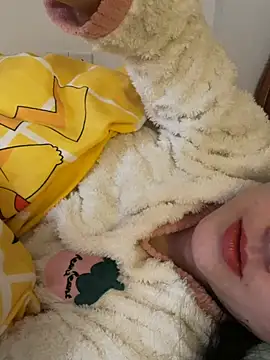 Snapshot of ruiki666 chatting on February 3, 2026, 6:33 am ruiki666 online show from February 3, 2026, 6:33 am