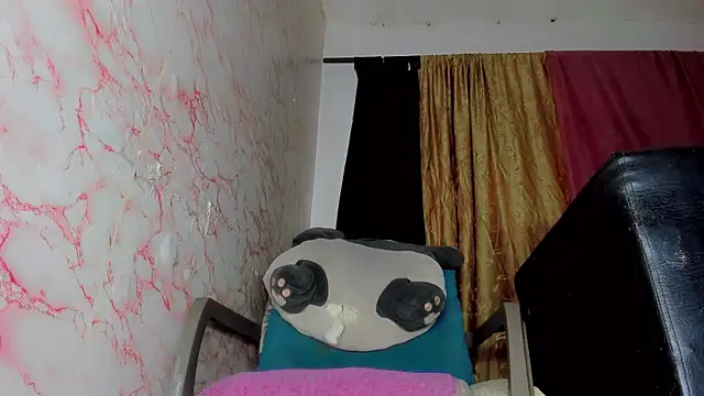 franchescadoll online show from January 14, 2026, 7:01 am