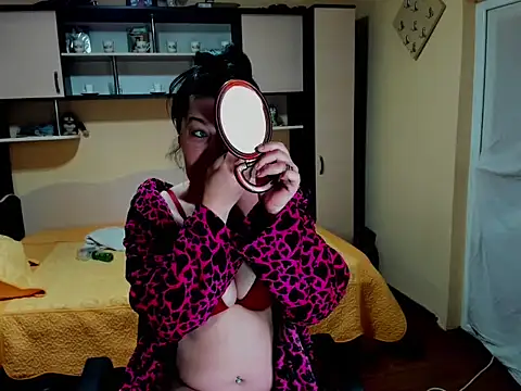 Soffy Skye online show from March 15, 2026, 6:53 am