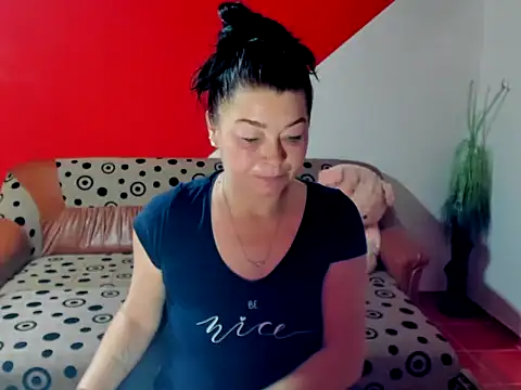 Soffy Skye online show from October 8, 2025, 3:41 am