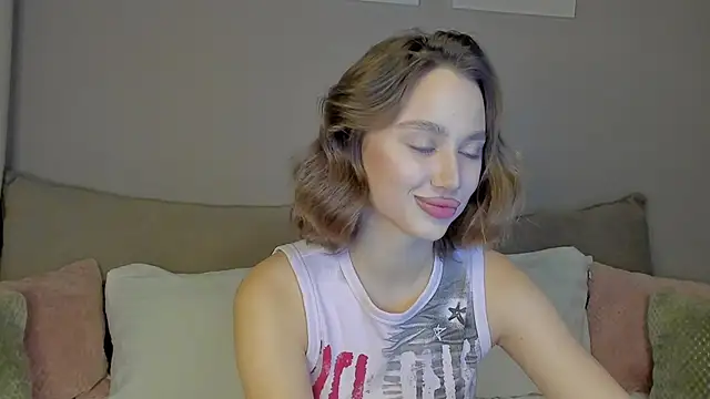 Stefa Evans online show from September 14, 2025, 3:23 pm