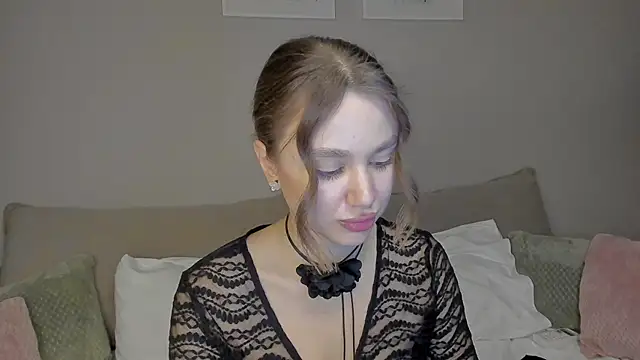 Stefa Evans online show from September 16, 2025, 9:16 pm