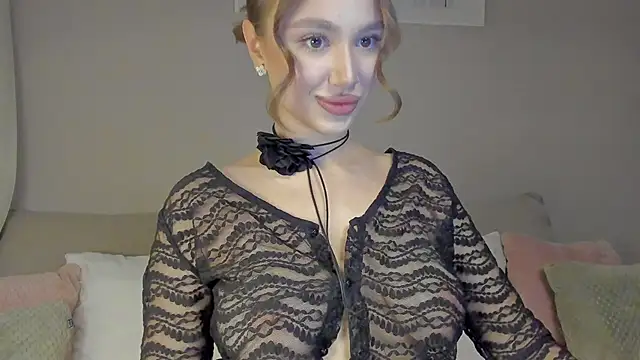 Stefa Evans online show from October 6, 2025, 5:35 pm