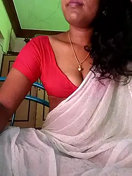 Snapshot of Tamil_Kavitha chatting on April 20, 2026, 4:48 am Tamil Kavitha online show from April 20, 2026, 4:48 am