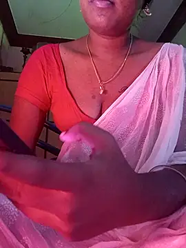 Snapshot of Tamil_Kavitha chatting on April 28, 2026, 5:56 am Tamil Kavitha online show from April 28, 2026, 5:56 am