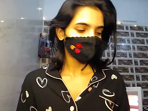 Sweetangle24 online show from November 26, 2025, 7:25 pm