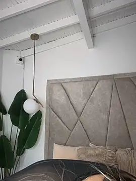 MayaMoanXXX online show from October 7, 2025, 4:41 pm