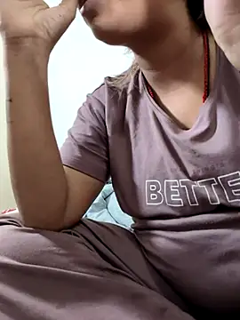 Snapshot of Jazz_kaurr chatting on September 21, 2025, 5:07 pm Jazz kaurr online show from September 21, 2025, 5:07 pm