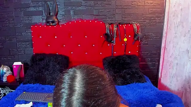 KatyVelvet online show from October 4, 2025, 2:46 am