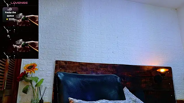 JhosuaVega online show from October 27, 2025, 7:04 pm