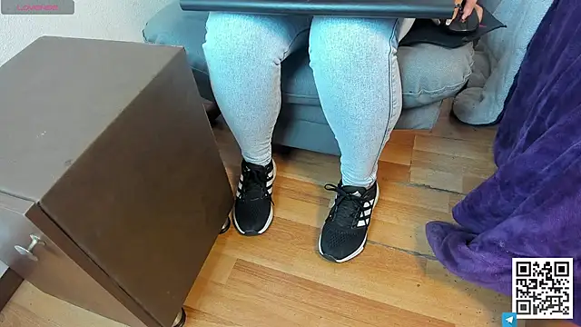 Shantal  G online show from March 5, 2026, 12:13 pm