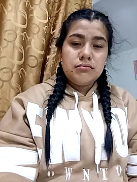 April Becker online show from December 22, 2025, 3:39 am