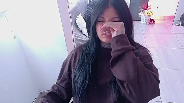 Unatatuada online show from October 24, 2025, 7:35 pm