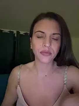 ScarlettNoirr online show from February 14, 2026, 8:20 pm