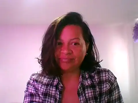 adri89-g online show from October 17, 2025, 12:07 pm