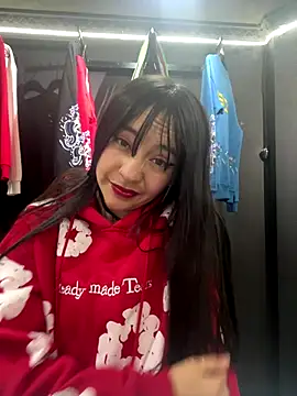 Wayne-and-Milu online show from November 25, 2025, 12:55 am