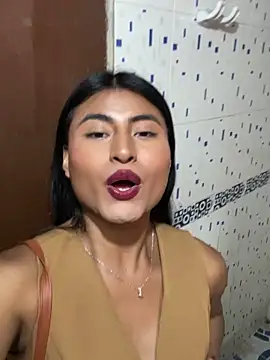 Michelle Narvaez online show from October 20, 2025, 2:35 am