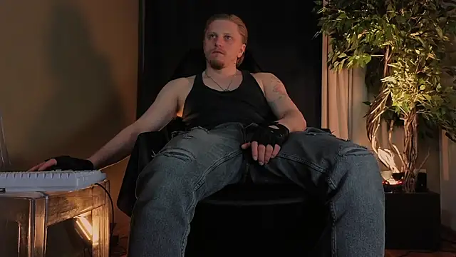 Vincent Hardman online show from May 2, 2026, 8:03 pm