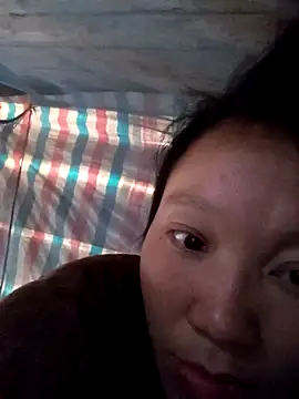 bonnie-00 online show from December 19, 2025, 8:27 am