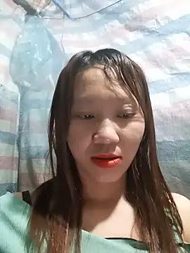 bonnie-00 online show from June 11, 2026, 4:04 pm