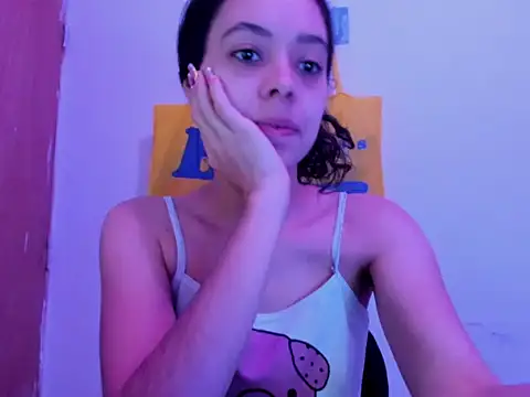 Snapshot of Annie_rosse1017 chatting on February 24, 2026, 6:47 am Annie rosse1017 online show from February 24, 2026, 6:47 am