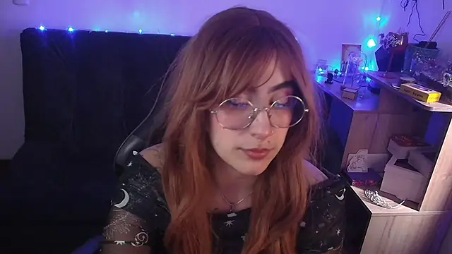 Miacatsito3 online show from March 27, 2026, 9:49 pm