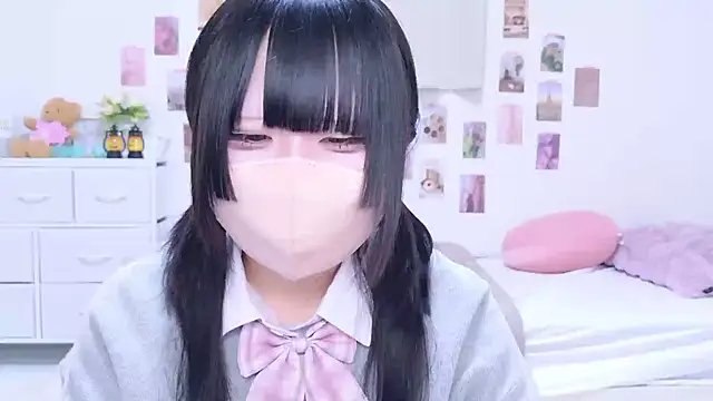 Nano chan  online show from November 5, 2025, 10:07 am