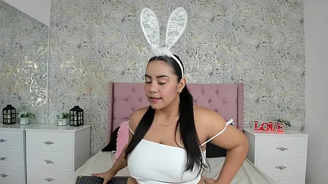 SienaWild online show from September 23, 2025, 5:14 am