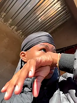 Snapshot of thatotheroneguy chatting on October 23, 2025, 5:17 am thatotheroneguy online show from October 23, 2025, 5:17 am