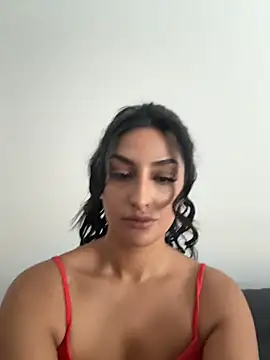 Mia spicyy online show from August 6, 2026, 9:37 am