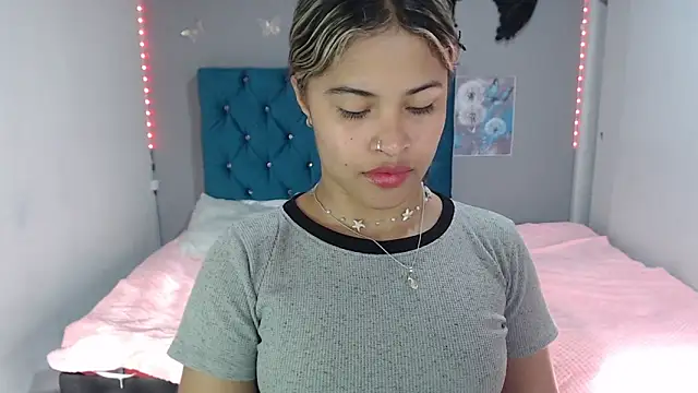 mia sexgirl online show from June 11, 2026, 12:24 pm