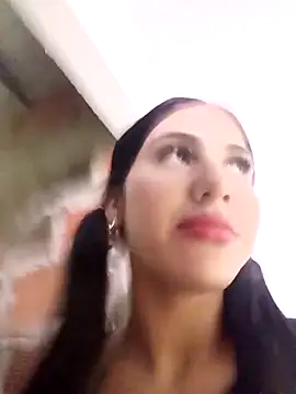 Katalella Hott online show from September 19, 2025, 2:37 am