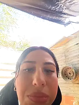 Katalella Hott online show from September 15, 2025, 2:28 pm